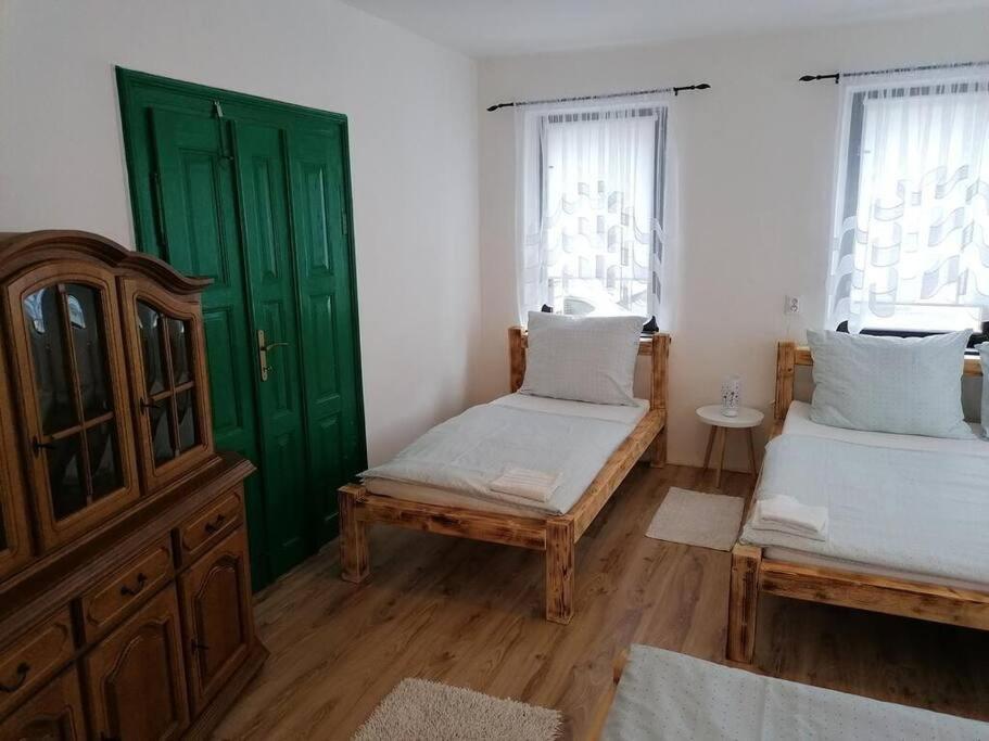 Brana Do Ceskeho Svycarska - Raj Cyklostezek Stare Krecany Exteriör bild