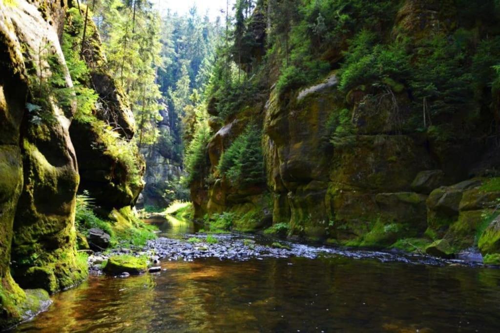 Brana Do Ceskeho Svycarska - Raj Cyklostezek Stare Krecany Exteriör bild